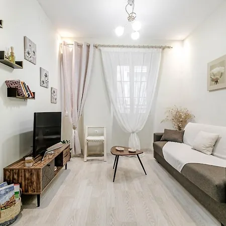 Magdalena Cozy - Corfu Old Town * Corfu (city)